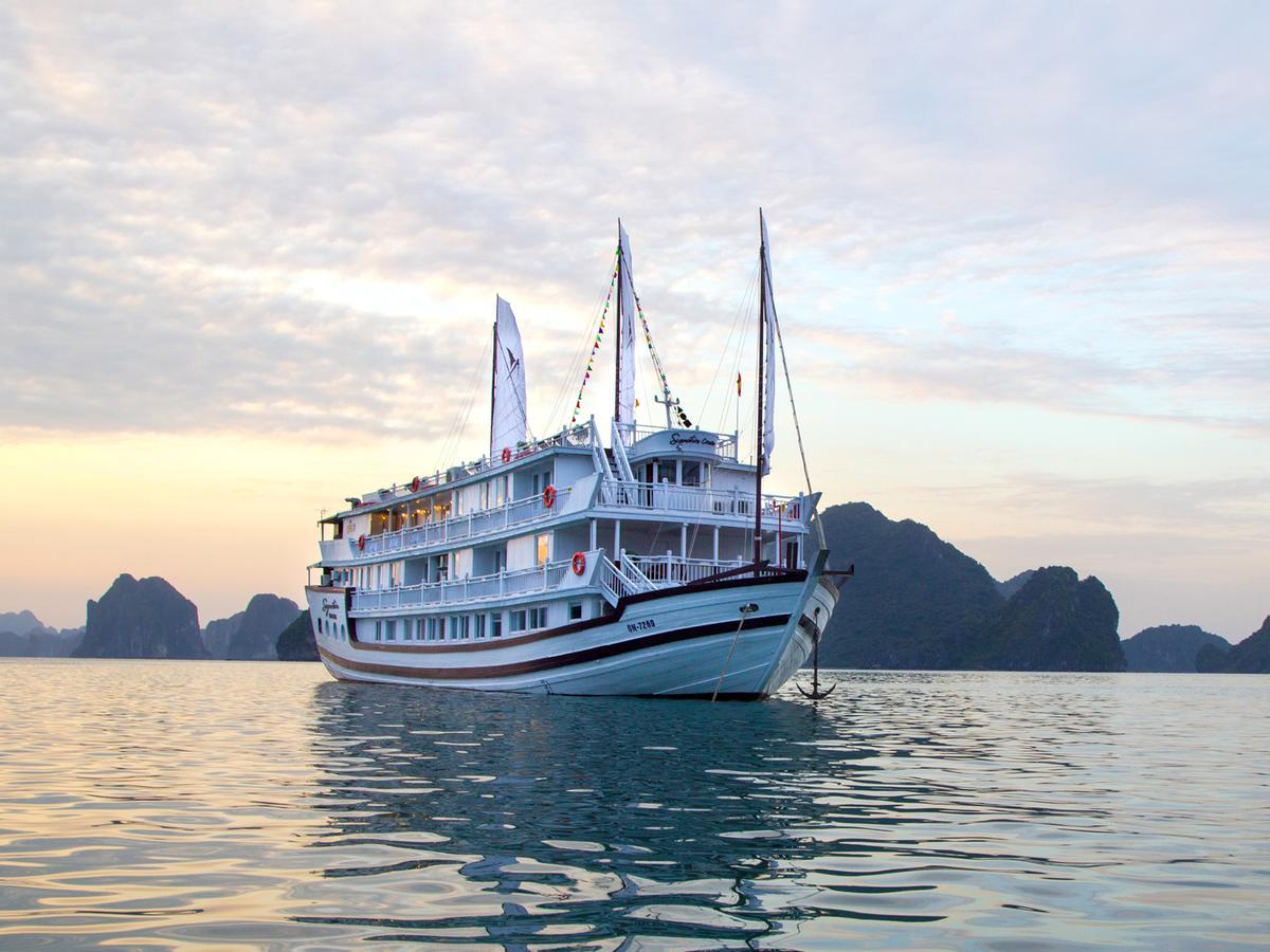 הלונג Signature Royal Halong Cruise מראה חיצוני תמונה